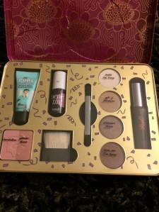 Coffret Groovy Kind a love by Benefit ! Coffret Groovy Kind a love by Benefit !