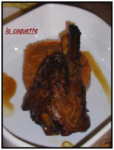 Souris d'agneau au miel et purée de patate douce au cobb. Souris d'agneau au miel et purée de patate douce au cobb.