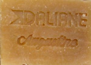 DALIANE, LE LAIT D’ÂNESSE MAGNIFIE Daliane - Savon Augustine seul HD