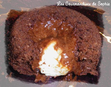 Coulant au chocolat, coeur de vanille (sans beurre ni crème) Coulant au chocolat, coeur de vanille (sans beurre ni crème)