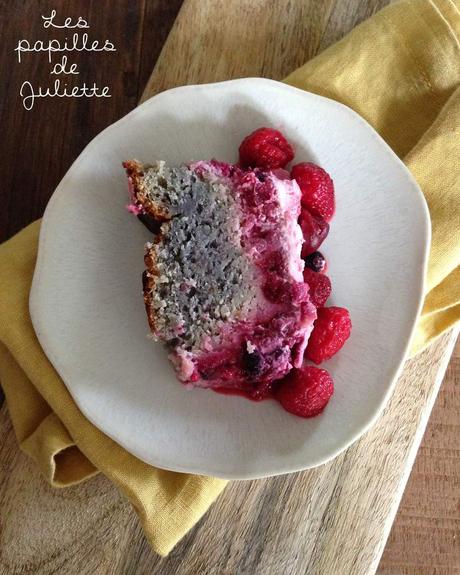 Cake aux fruits rouges et au cream cheese