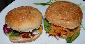 Sandwich végétarien "façon hamburger&quot;.
