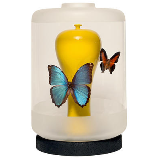 Design : Le vase Vestige Papillons