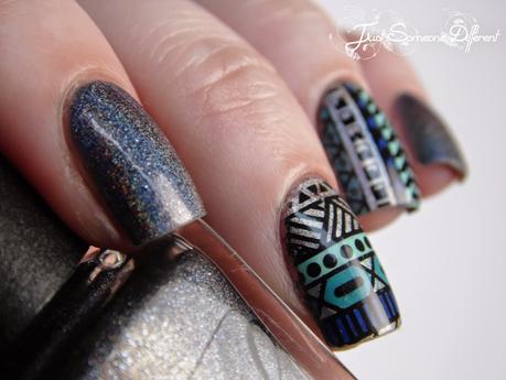 Reverse stamping week #1 - Aztec nails Reverse stamping week #1 - Aztec nails