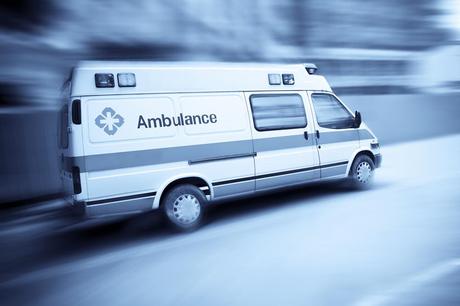 ambulance transport poussee hôpital