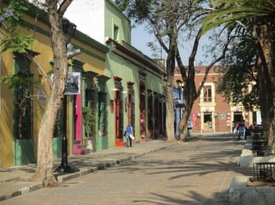 les abords de la cathédrale d'Oaxaca