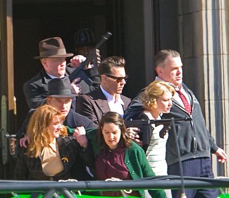 Exclusif : les premières photos de Marion Cotillard & Johnny Depp, sur le tournage de Public Enemies !!! Public Enemies
