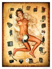 Poses charmes vue du ciel! femme allongée appareils photos