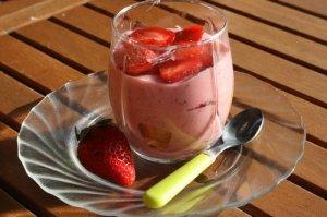 VERRINE FACON CHARLOTTE AUX FRAISES 