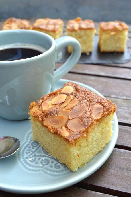 Carrés aux amandes et à la fleur d'oranger