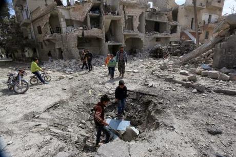 Syrie: 52 civils tués dans des raids de la coalition sur le village de Birmhale