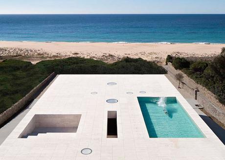 ARCHI : La maison de l’infini à Cadix The-House-Of-The-Infinite-Alberto-Campo-Baeza-Modern-Home-Spain-11