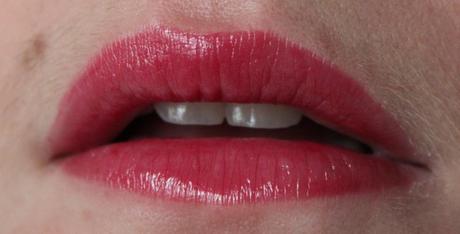 #2 Le rouge à lèvres du lundi : Viens si tu roses de Bourjois ! 001
