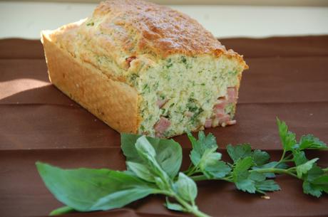 Cake aux herbes et jambon