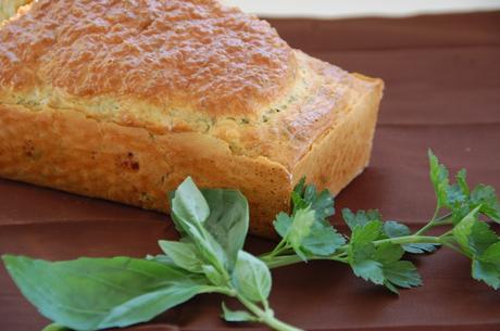 Cake aux herbes et jambon