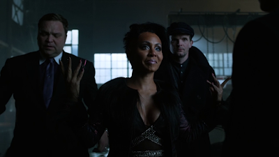 Les critiques // Gotham : Saison 1. Episode 22. All Happy Families Are Alike. Les critiques // Gotham : Saison 1. Episode 22. All Happy Families Are Alike.