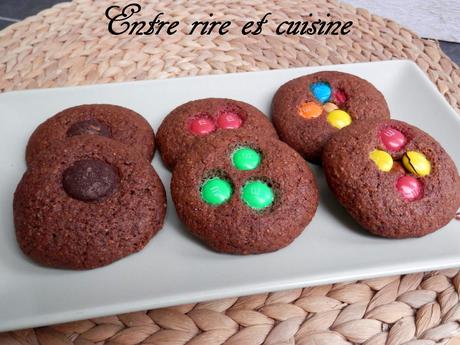 Biscuits amande/cacao aux "gourmandises" {Linzele - version 2} + Partenaire Ayam Biscuits amande/cacao aux "gourmandises" {Linzele - version 2} + Partenaire Ayam