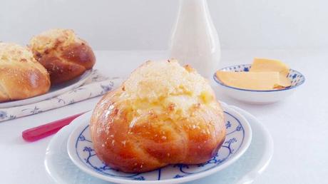 Pão de Deus, petits pains au lait à la noix de coco portugais