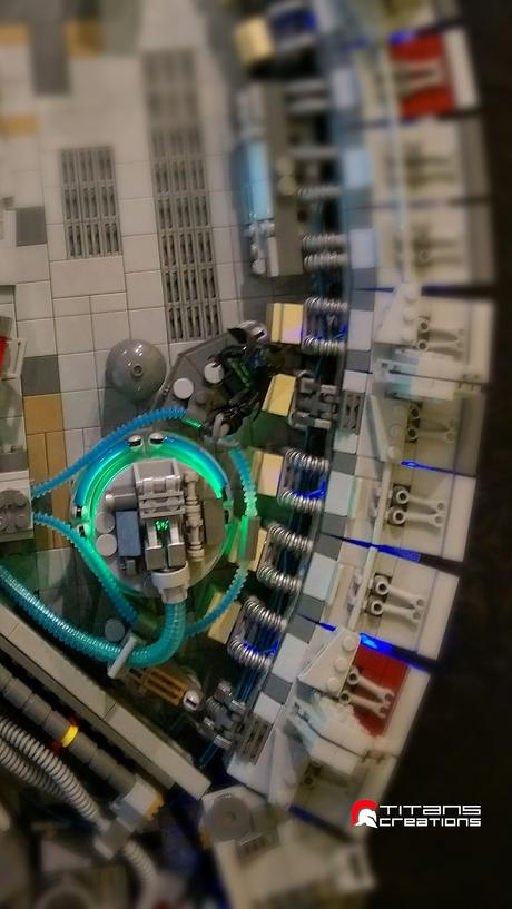 Un Faucon Millénium de plus de 10 000 pièces de LEGO créé par des passionnés Un Faucon Millénium de plus de 10 000 pièces de LEGO créé par des passionnés