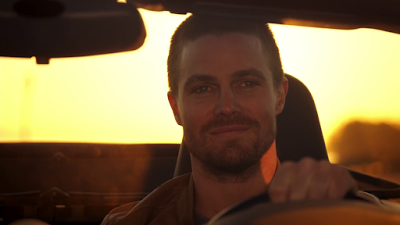 Les critiques // Arrow : Saison 3. Episode 23. My Name Is Oliver Queen. Les critiques // Arrow : Saison 3. Episode 23. My Name Is Oliver Queen.