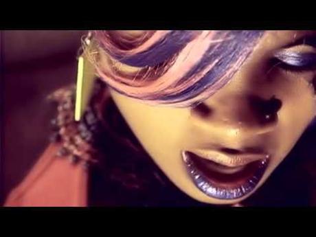 PORNO CHIC ? 10 ans de prison pour avoir montré ses fesses musclées et savonnées ? Panadol wa Basajja