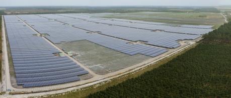 La centrale photovoltaïque la plus puissante d'Europe bientôt inaugurée à Cestas en Gironde