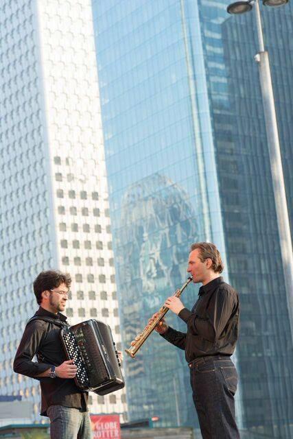MAXIME PERRIN et JONATHAN MAUCH AUX ANARTISTES MAXIME PERRIN et JONATHAN MAUCH AUX ANARTISTES