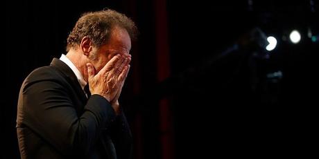 Cannes 2015 : avec Audiard, Lindon et Bercot, le triomphe du cinéma françaisTOUS LES PRIX Les larmes de Vincent Lindon, très ému. C'est son premier prix ! ( incroyable )