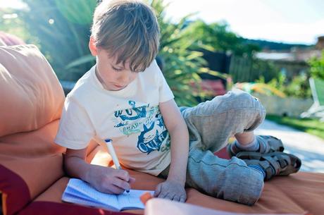 Petite pause aux pieds des Cévennes Charly et son petit carnet