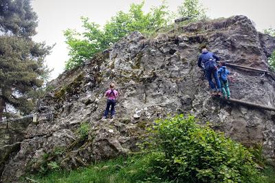 Accrobranche et Via Ferrata en famille dans le Mercantour (Peïra-Cava) Accrobranche et Via Ferrata en famille dans le Mercantour (Peïra-Cava)