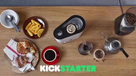IKAWA : une machine pour griller vos grains de café ! ikawa-kick-website-header-v2-1