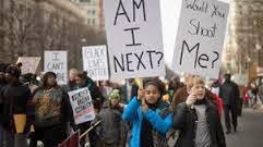 Etats-Unis: les violences policières continuent alors que les Afro-américains demandent justice Etats-Unis: les violences policières continuent alors que les Afro-américains demandent justice
