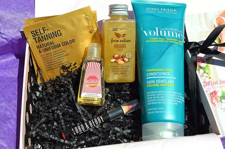 La Garden Party de Glossy Box est-elle réussie ? La Garden Party de Glossy Box est-elle réussie ?