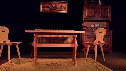 Peepshow dans les Alpes, de Markus Köbeli, au Théâtre du Château, à la Tour-de-Peilz Peepshow dans les Alpes, de Markus Köbeli, au Théâtre du Château, à la Tour-de-Peilz