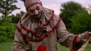American-Horror-Story-saison4-Freak-Show-clown
