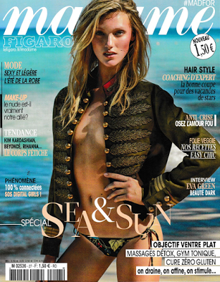 Blue-Greeny Madame Figaro Blue-Greeny Madame Figaro
