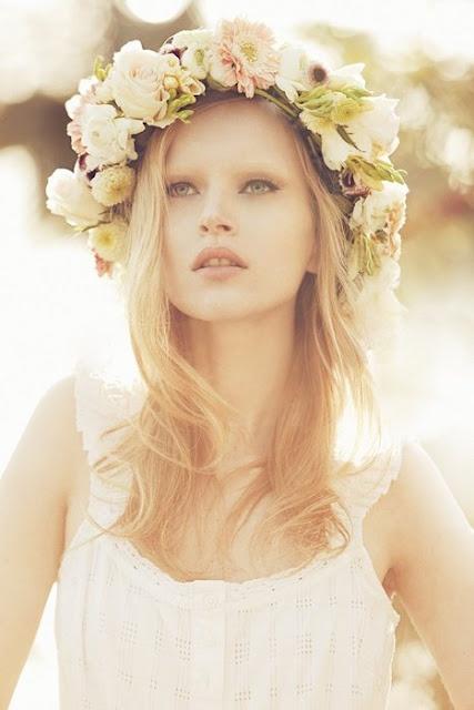 Secrets de Miel fait tomber une Pluie de Roses Mannequin