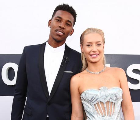 Quand Swaggy demande en mariage Iggy Quand Swaggy demande en mariage Iggy