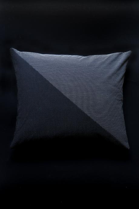 DIY – Des coussins graphiques Atelier de Curiosité _ DIY Coussin
