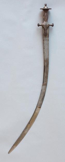 Une ancienne épée indienne magistralement conçue