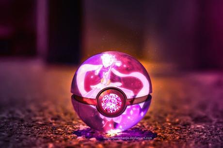 Des pokéballs comme si elles existaient vraiment! Des pokéballs comme si elles existaient vraiment!