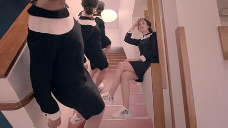Jain – Visite guidée avec le clip Come jain_come_02
