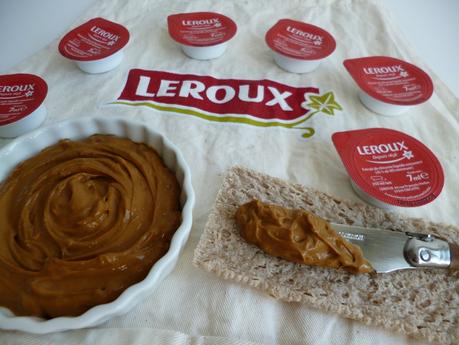 tartinade allégée à la chicorée liquide et au petit-suisse à seulement 50 kcal (diététique, sans sucre ni beurre et sans gluten) P1220529