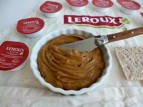 tartinade allégée à la chicorée liquide et au petit-suisse à seulement 50 kcal (diététique, sans sucre ni beurre et sans gluten) P1220521