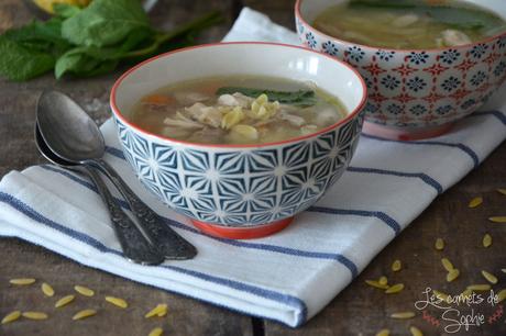 Canja de galinha – {Bouillon de poule portugais} Canja de galinha – {Bouillon de poule portugais}