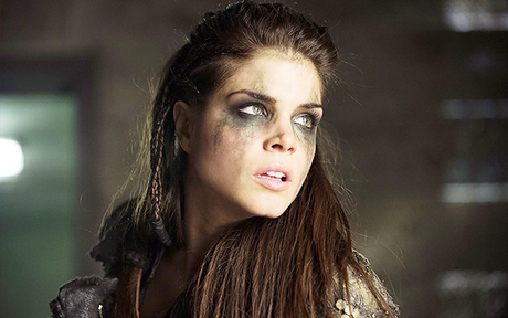 The 100 : Octavia devra choisir entre les Sky People ou les Grounder dans la saison 3 ! The 100 : Octavia devra choisir entre les Sky People ou les Grounder dans la saison 3 !