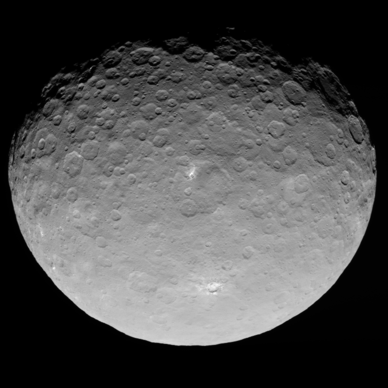 Des images encore plus détaillées des point brillants de Cérès rotation de ceres