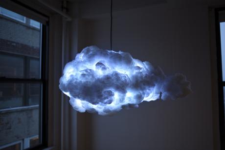 Le Cloud : un gros orage interactif avec effets visuels et sonores Le Cloud : un gros orage interactif avec effets visuels et sonores