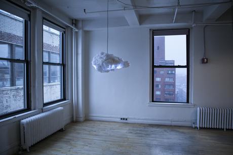 Le Cloud : un gros orage interactif avec effets visuels et sonores Le Cloud : un gros orage interactif avec effets visuels et sonores