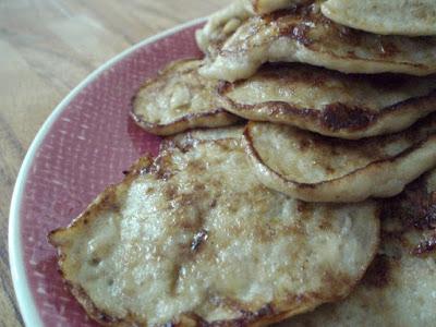 Pancakes express de bananes (seulement deux ingrédients)